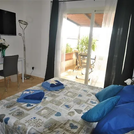 アパート Schone Ferienwohnung In Mit Grossem Garten - Keine Haustiere Erlaubt